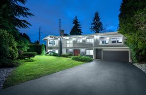 802 Crestwood Drive, Harbour Chines, Coquitlam 